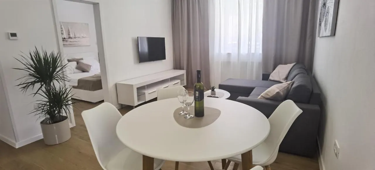 Pula Centar App Alex 1 Apartment